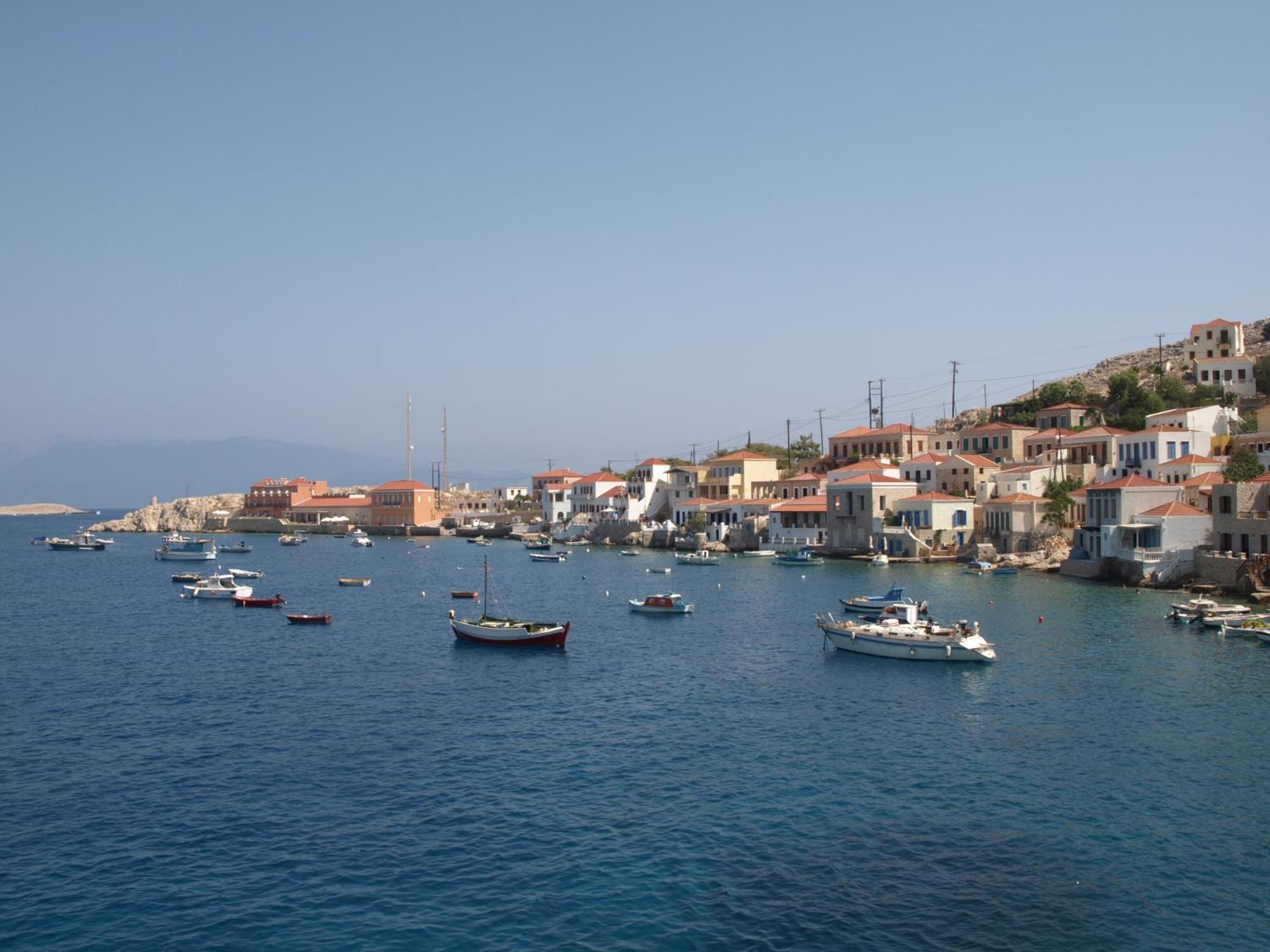 Atlantis Houses Chalki Town Exteriör bild
